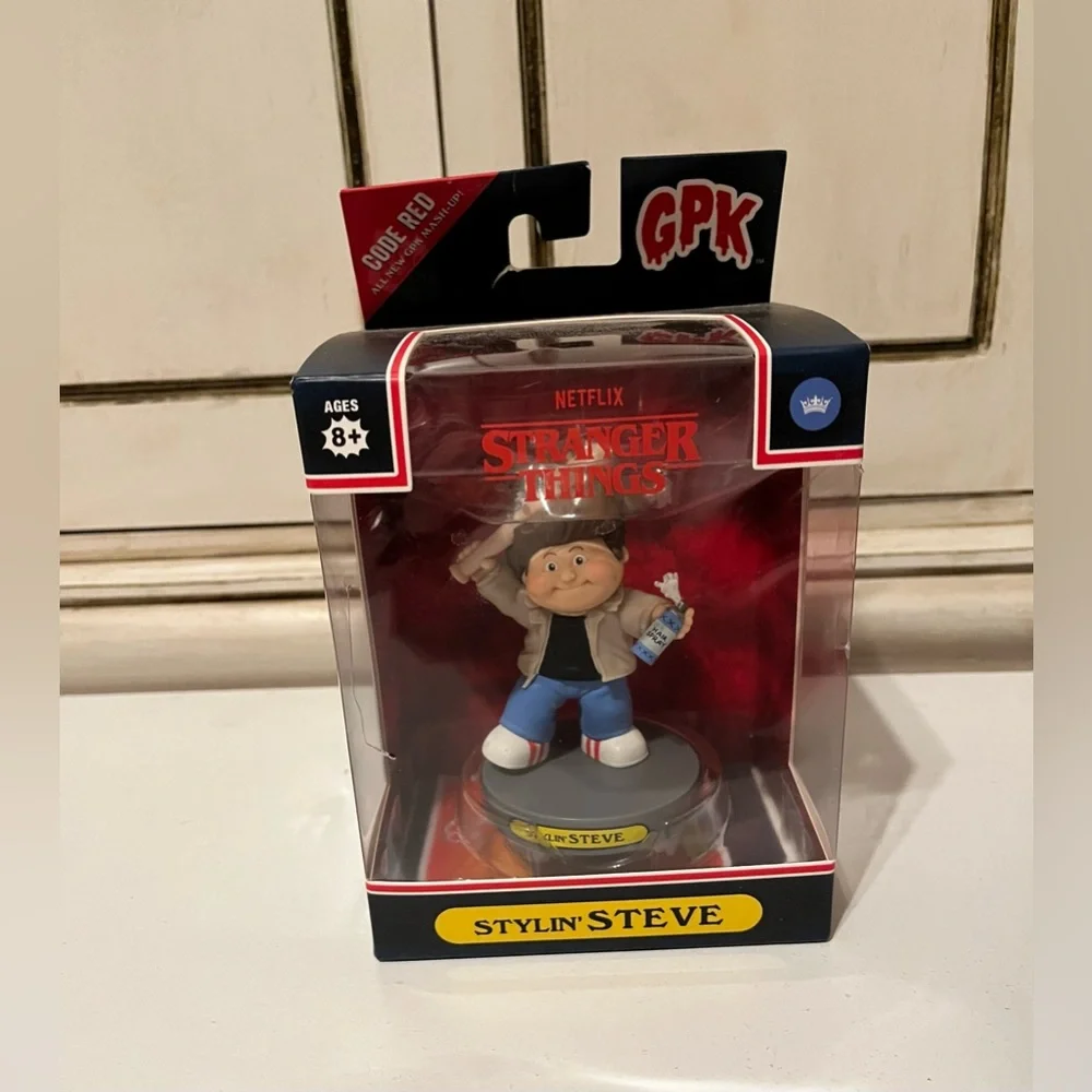 New Garbage Pail Kids & Stranger Things Mashup STYLIN' STEVE Figure 2022 Topps